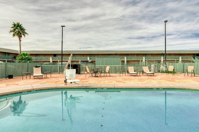 Oyo Hotel Eloy Casa Grande Near I-10 Exterior photo
